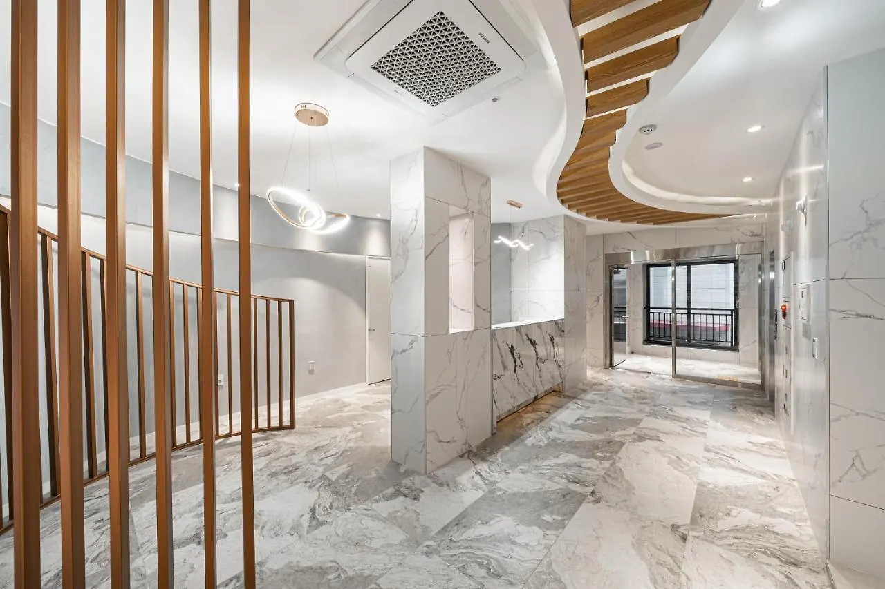 Urbanstay Boutique Nampo Biff Busan Apartment