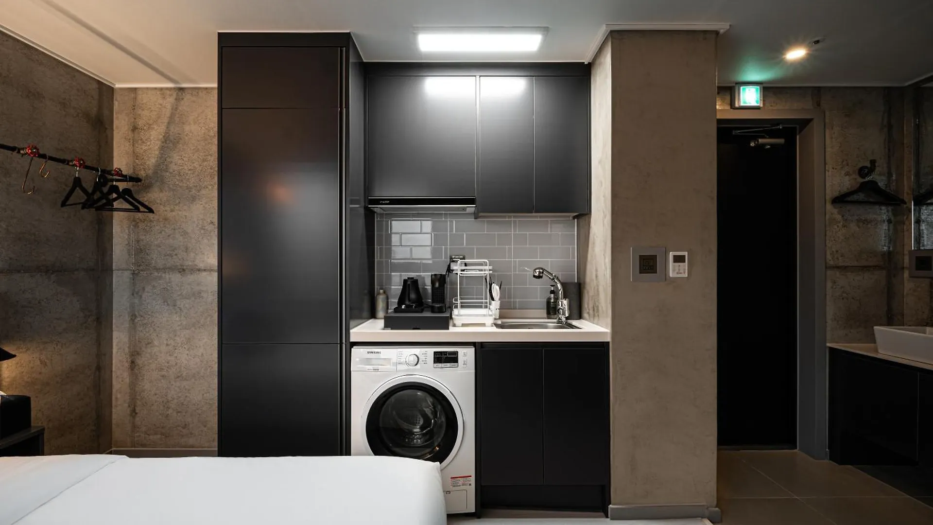 Apartment Urbanstay Boutique Nampo Biff Busan