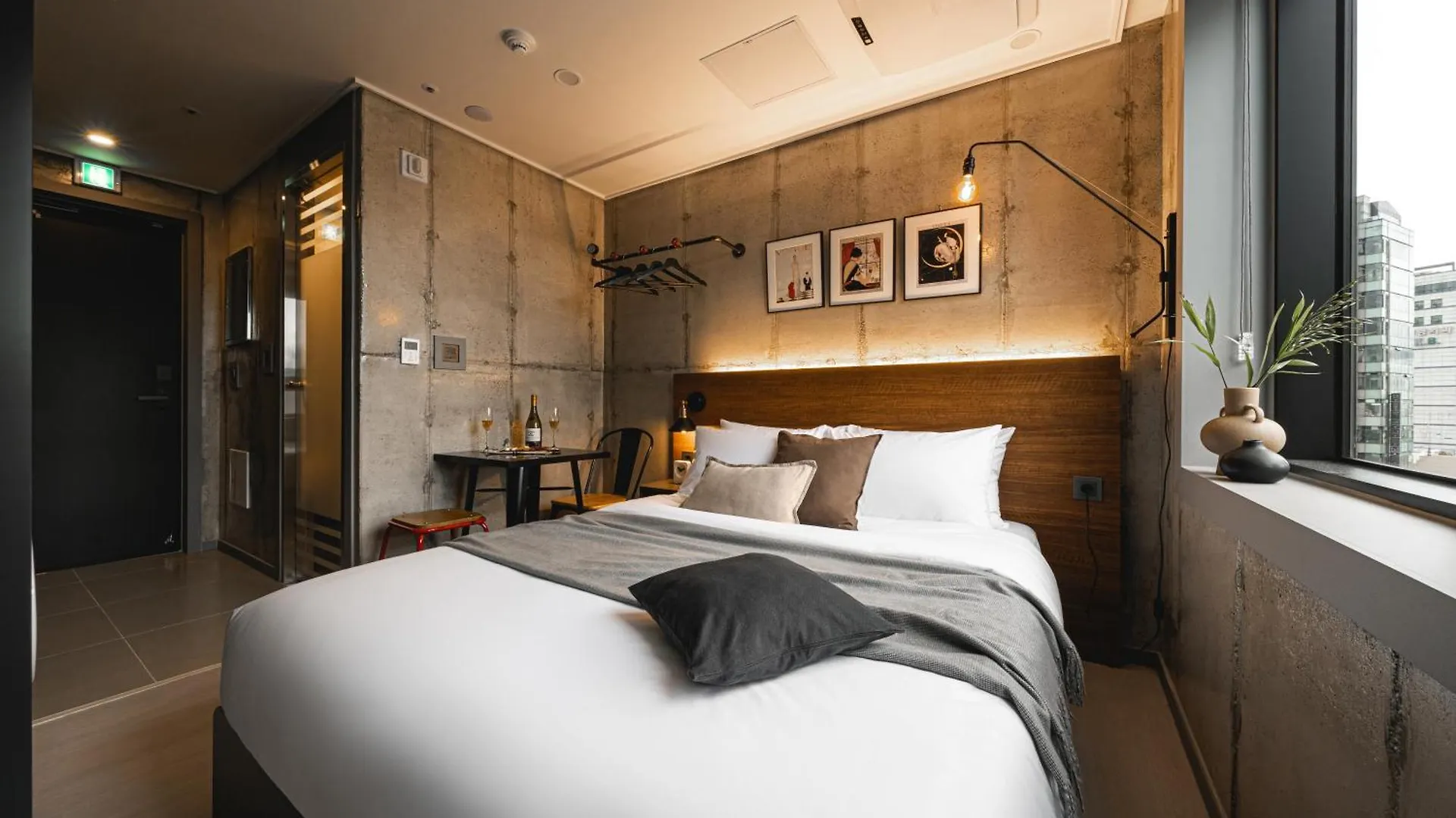 Urbanstay Boutique Nampo Biff Busan Apartment