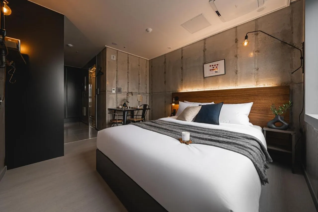 Urbanstay Boutique Nampo Biff Busan 0*,
